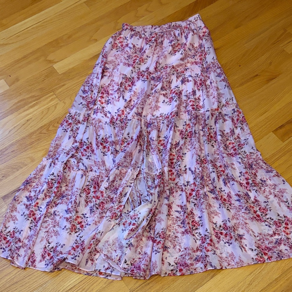 Cami NYC Floral Blush Maxi Skirt with slit - Picture 1 of 3